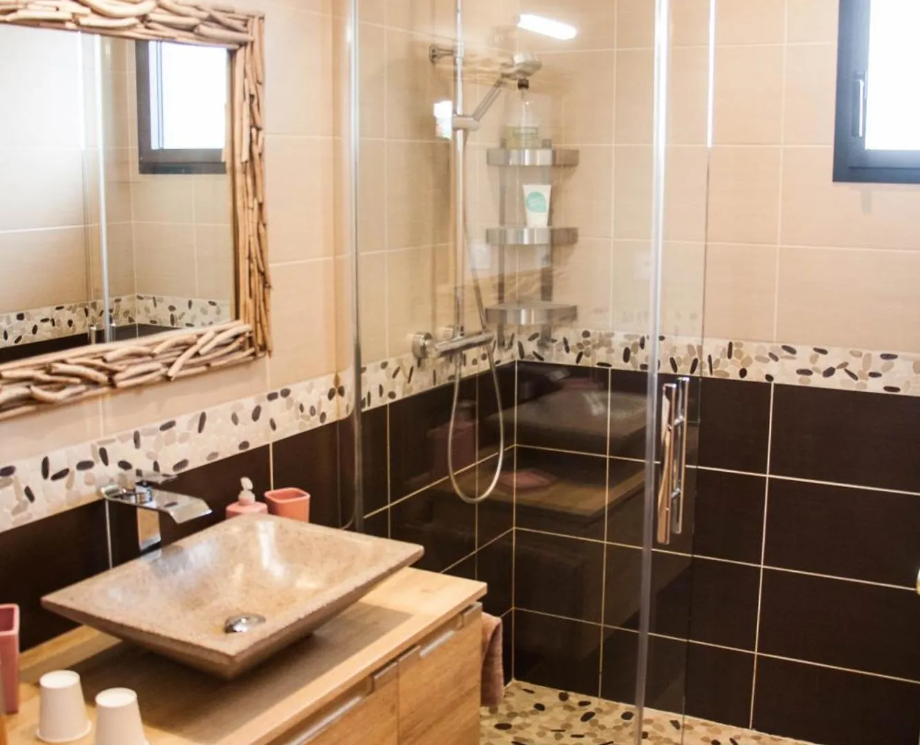 Chez Aurelie Apartman Saint-Alban Homestay szállás